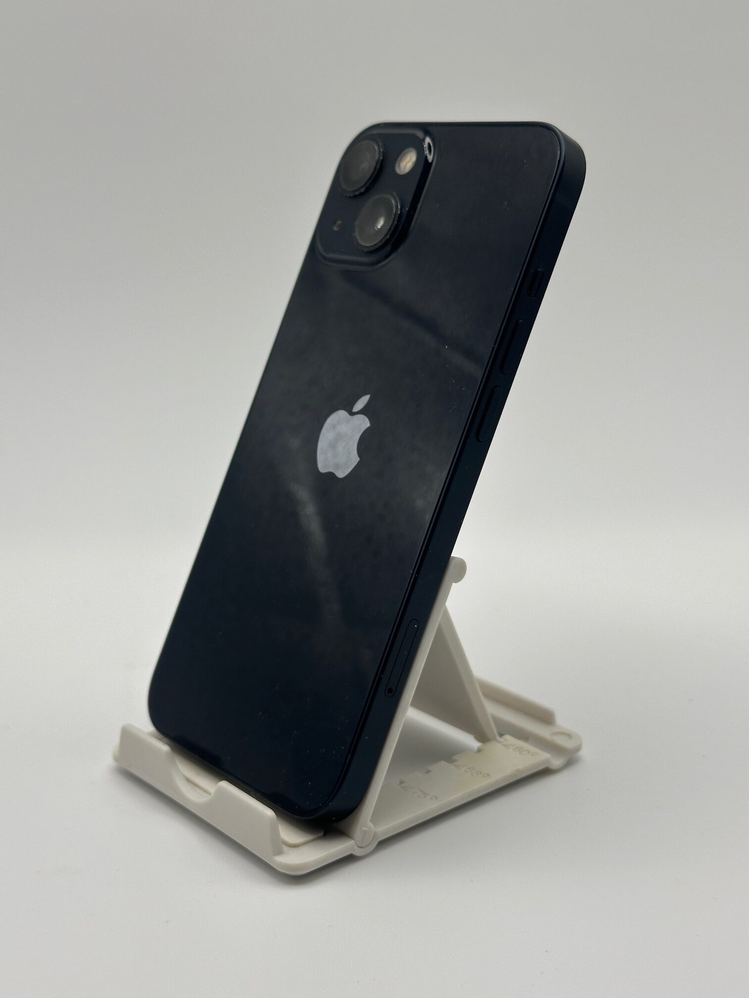 iPhone 13 — Correcto — 128GB