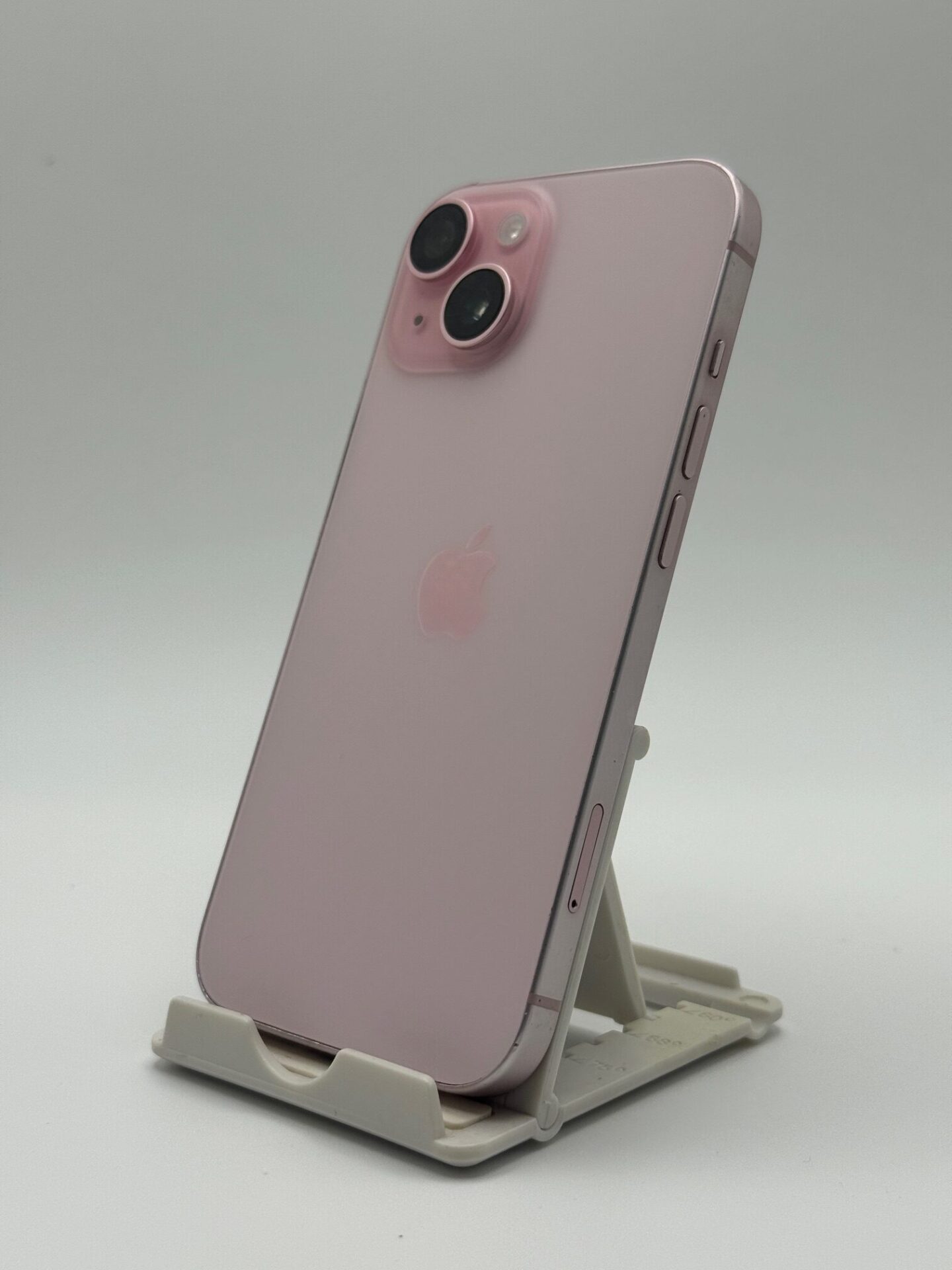 iPhone 15 — Muy bueno — 128GB